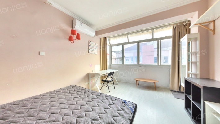 新泾六村二手房实景图