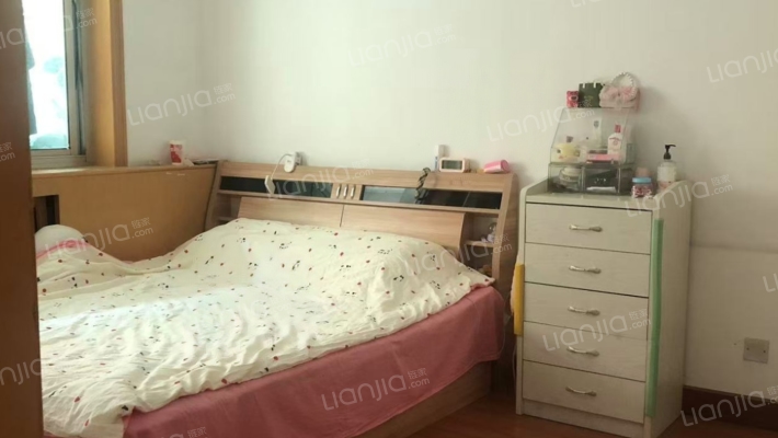 采光充足 交通便利 房主诚意出售-卧室A