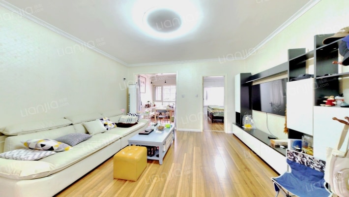 水岸名都二手房实景图