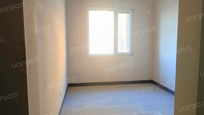 一线河景美宅，标准现房，即买即住-卧室C