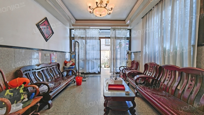 隔河东路二手房实景图