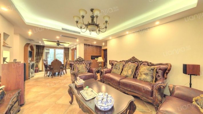 中新翠湖二手房实景图