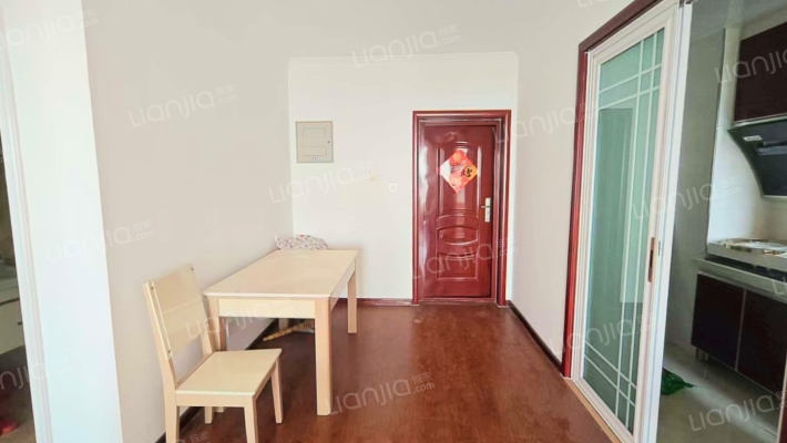 新华城 中高好楼层 南向两居室  看房有钥匙-餐厅