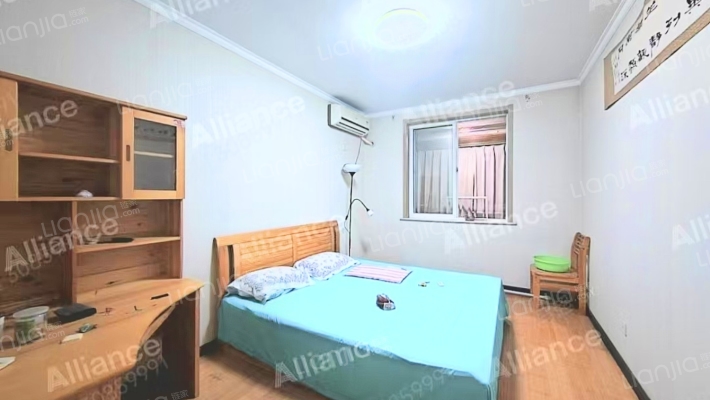 精装修，中高楼层，集中供暖！拎包入住!-卧室B