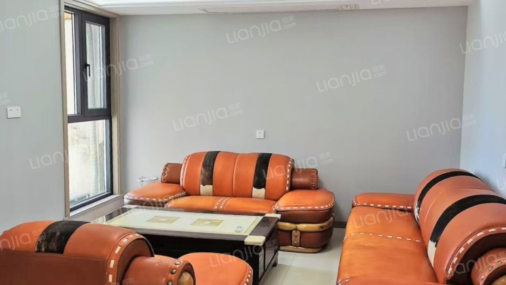 锦绣华庭二手房实景图