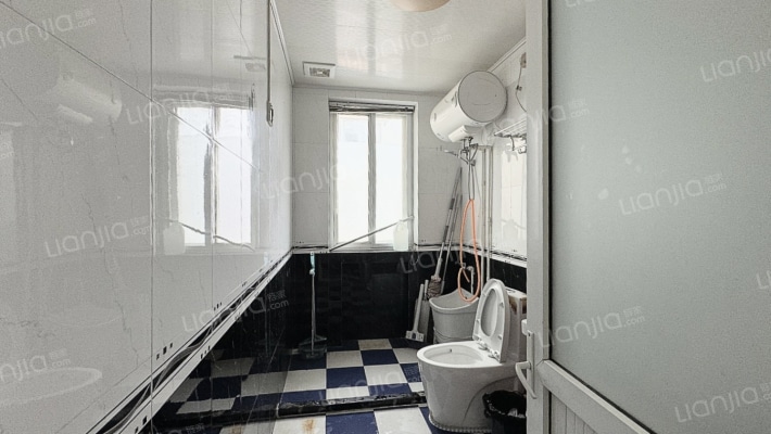 出售 福祥小区独栋别墅 社区安静-卫生间A