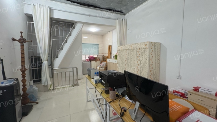 担水巷34号二手房实景图