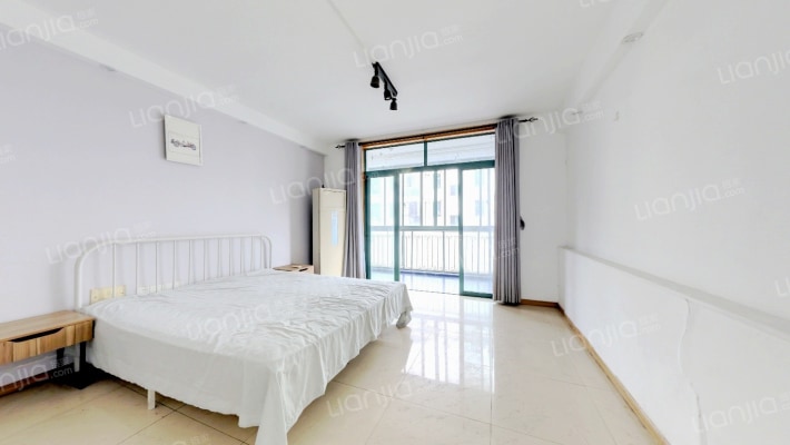 莘梓苑二手房实景图