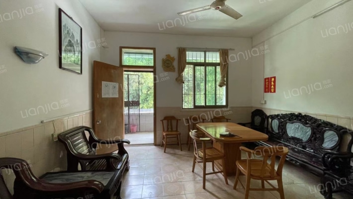 庆云街47号二手房实景图