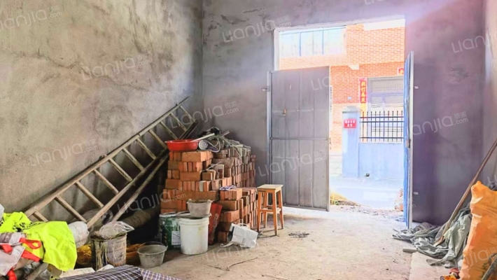 龙池桥村剪子街二手房实景图