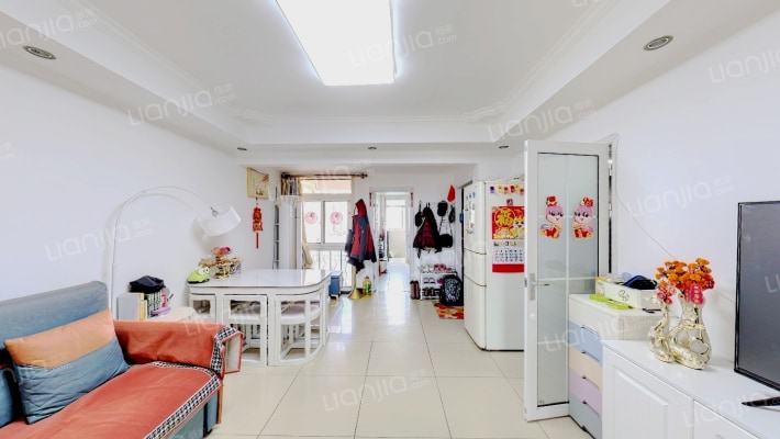 新安中里二手房实景图