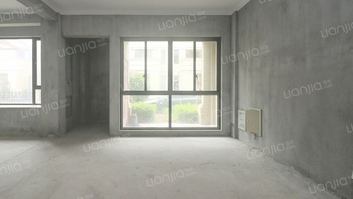 世茂海滨花园东区二手房实景图