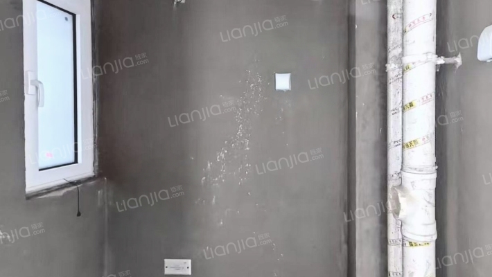 房子格局方正    采光全天   全明格局  南北通透-卫生间