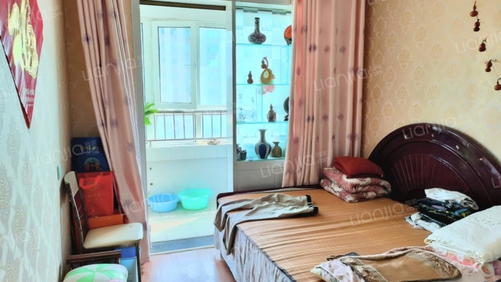 东升龙华园A区二手房实景图