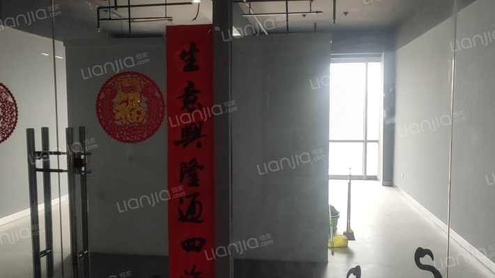 理想国际二手房实景图