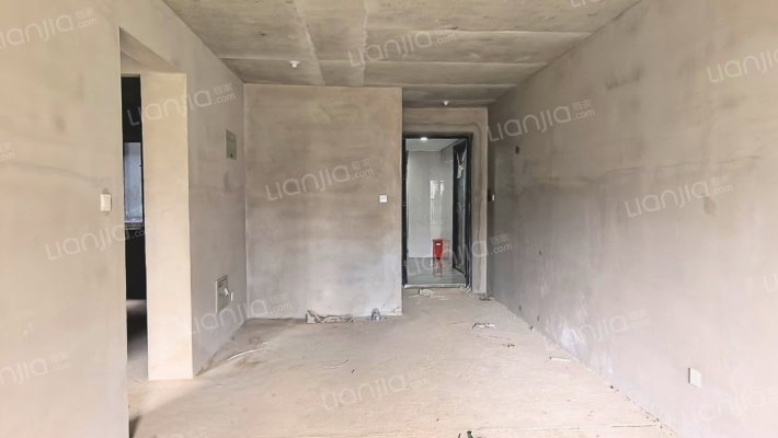 钻石商圈 带小院带下跃 南北通透两居-餐厅