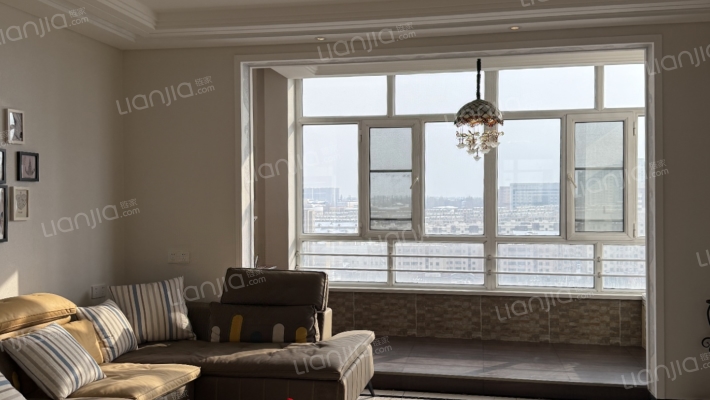 金京赛丽斯二手房实景图