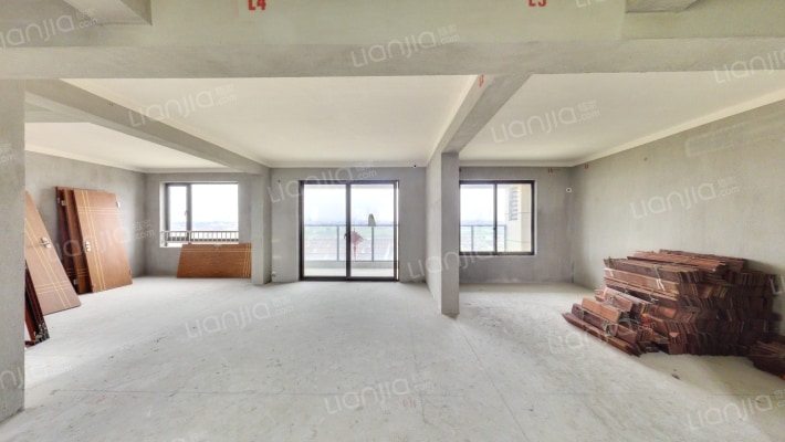 望湾府二手房实景图