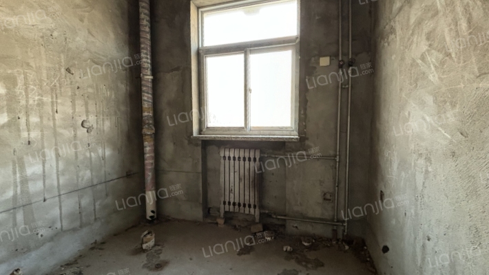 华阳别墅小区是独栋的，带一个小院，小区环境优美-卫生间A