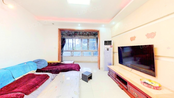 颐和雅居二手房实景图