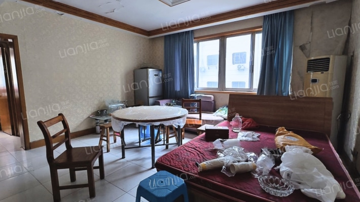 江南路市政宿舍二手房实景图