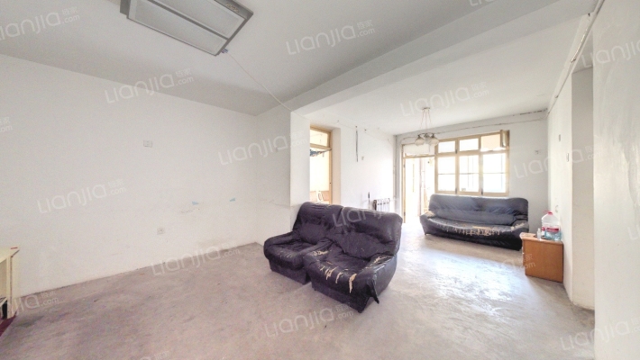 临潼饭店家属院二手房实景图