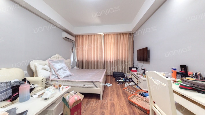 欢腾金座二手房实景图