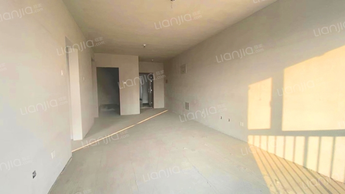 涿州北京通勤小区，出门838车站，-餐厅