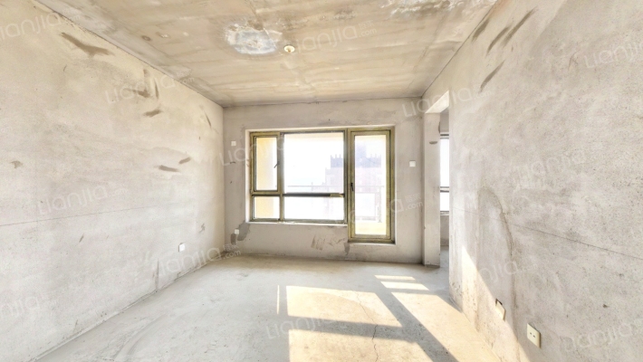 筑石云二手房实景图