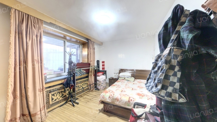 汽贸小区二手房实景图