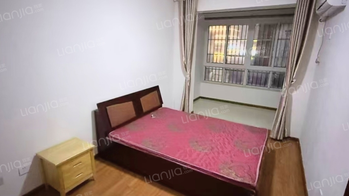 金诚花园二手房实景图