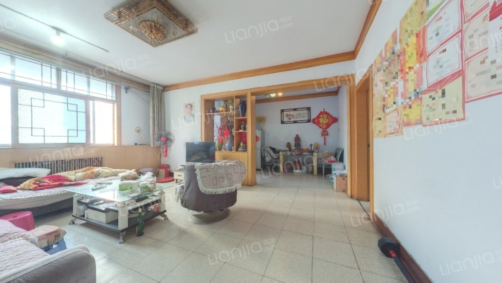 民政小区二手房实景图