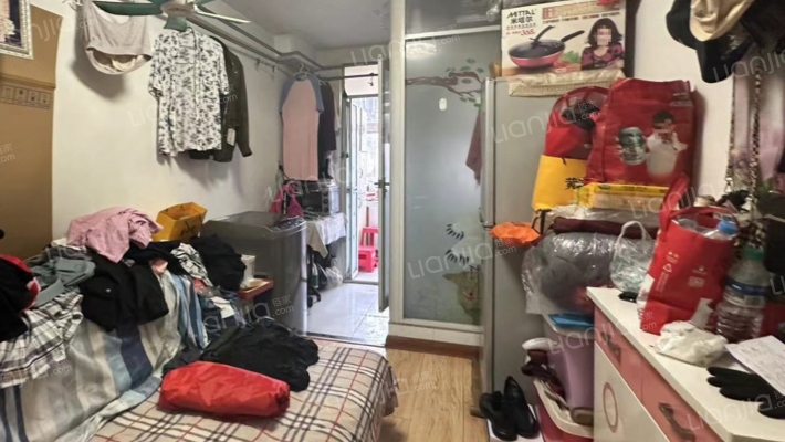 爱国里社区二手房实景图