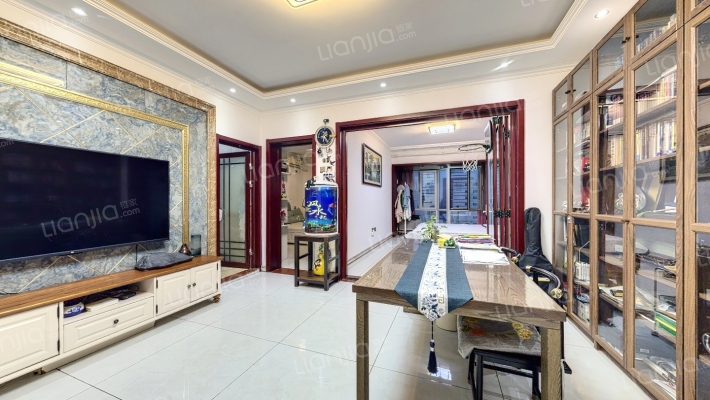 泰中花园二手房实景图