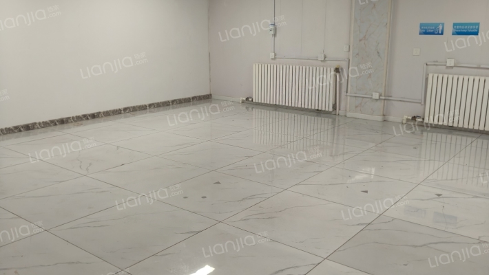 保利罗兰二手房实景图