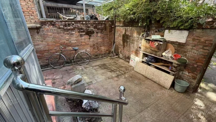 东安小区 3室2厅 南 北-花园