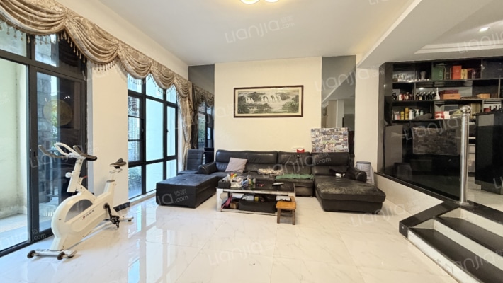 翡翠山城二手房实景图