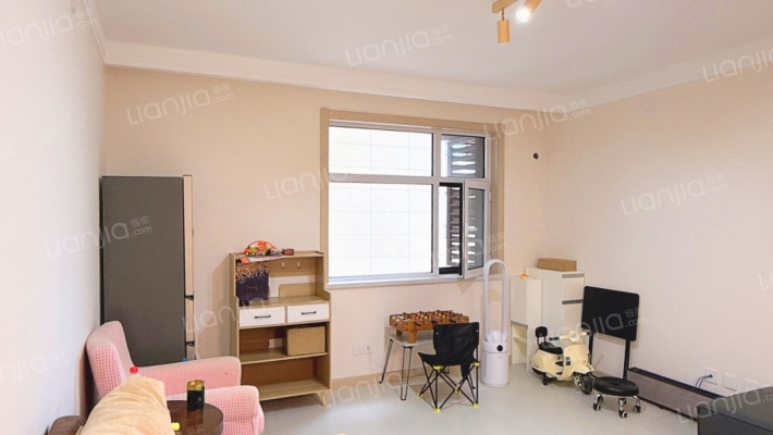 邂逅公园里品质好房品质好房交通便利-客厅