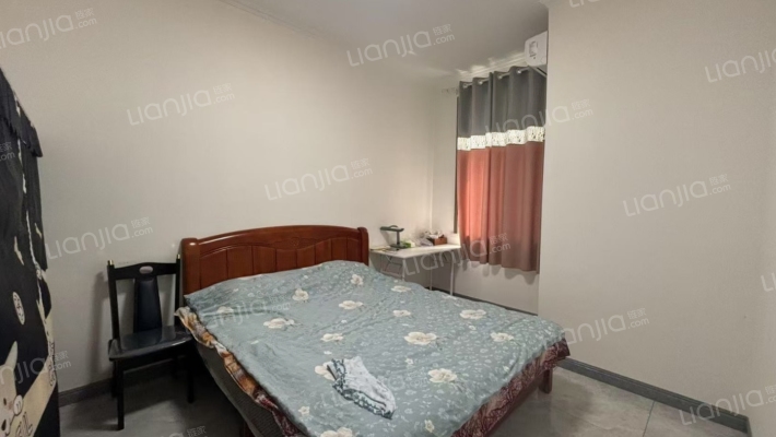 精装！联排带院，满五唯一 高尔夫别墅区 业主靠谱卖-卧室A