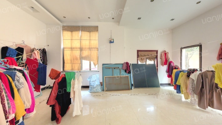 迪亚小城一期二手房实景图