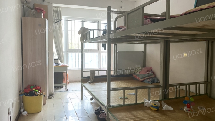 开发区 双语 南北2居低楼层 满二 带装修 拎包入住-卧室A