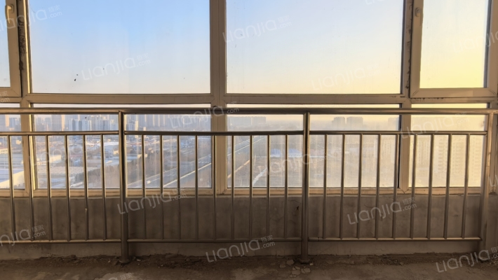 地质局单位房 公摊小 南北通透户型 大楼间距-阳台