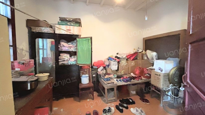 壕沟路12号二手房实景图