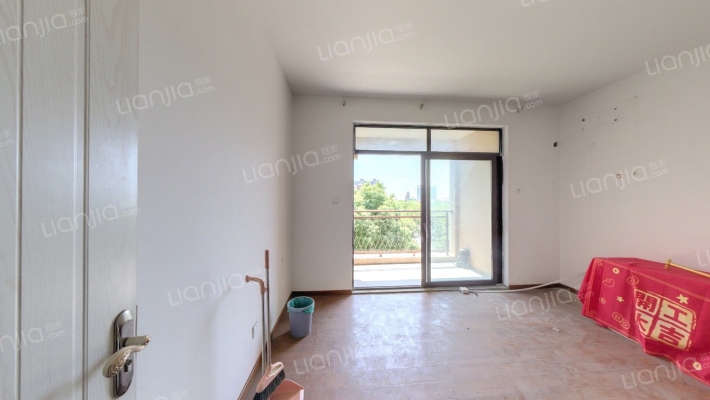 大众湖滨花园二手房实景图