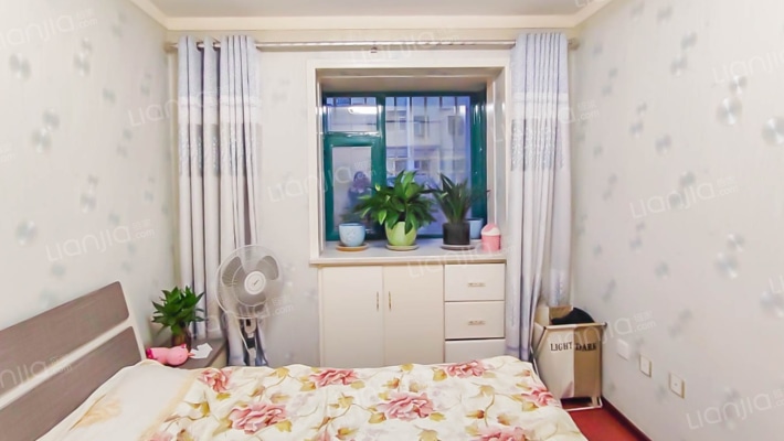 天津路三室采光好 视野好 楼层合适，成熟小区 生活-卧室C