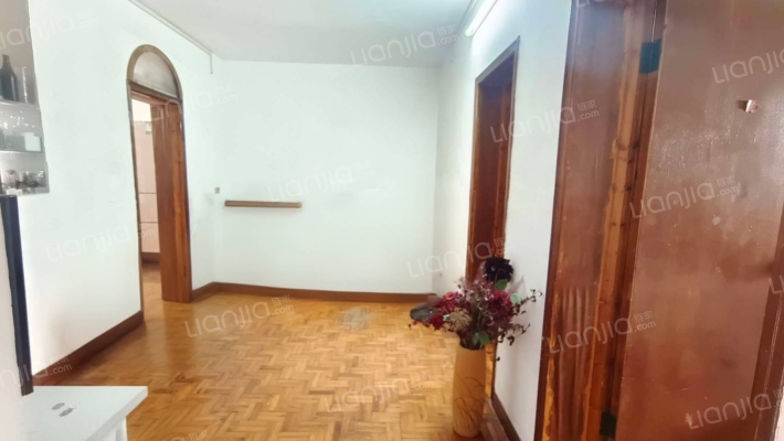 南铁北二区二手房实景图