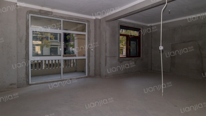 华珊豪庭二手房实景图