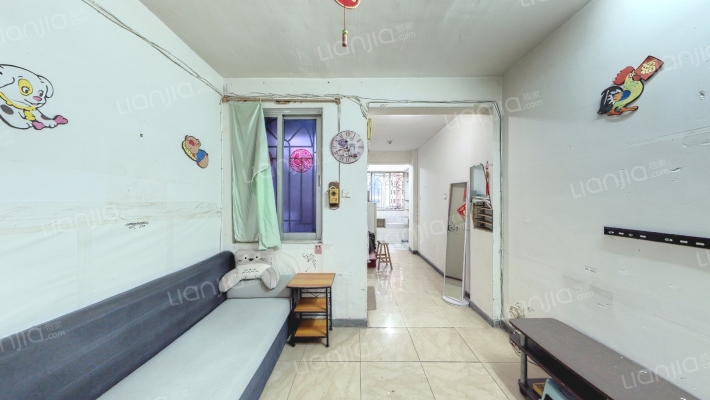 新兴小区二手房实景图