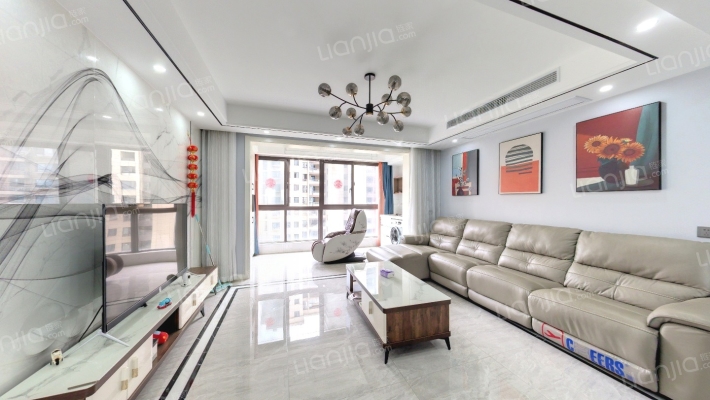 皇家花园北区二手房实景图