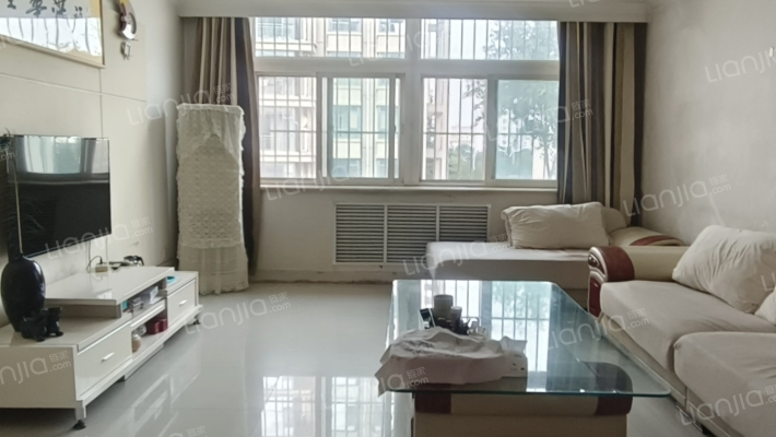 新郎公寓二手房实景图